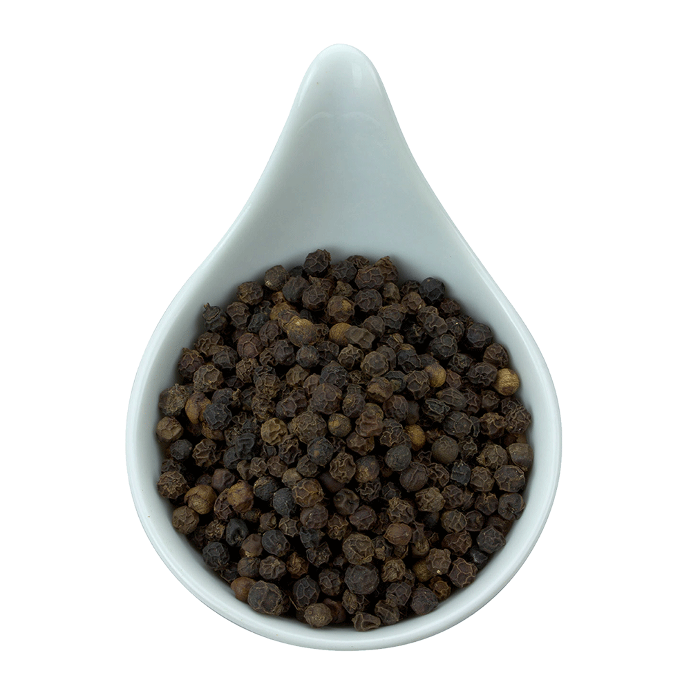 Schwarzer Pfeffer getrocknet in Schale