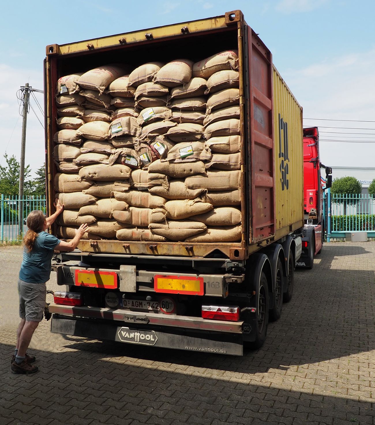 Lieferung Kaffeecontainer